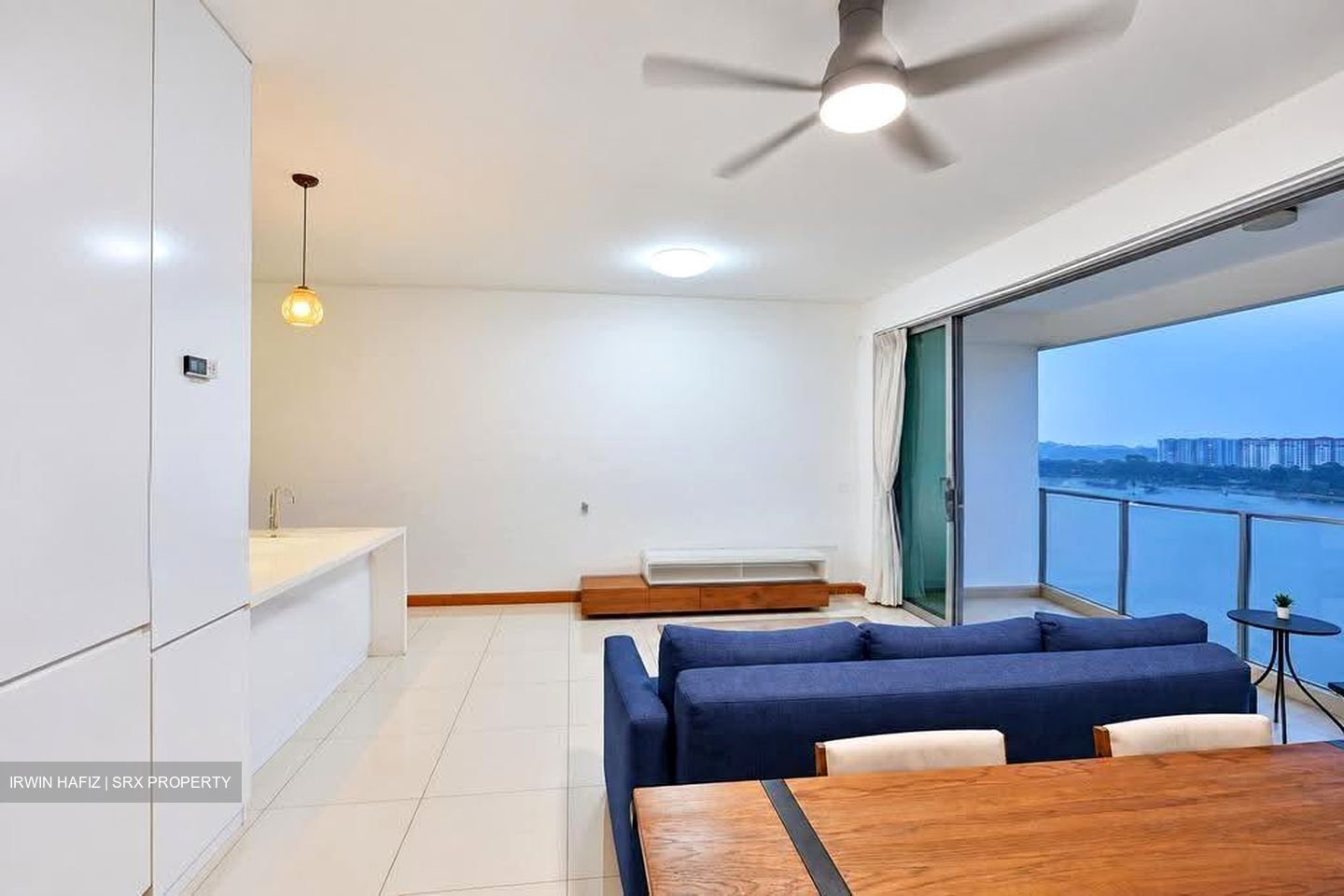 Waterfront Waves (D16), Condominium #629369681